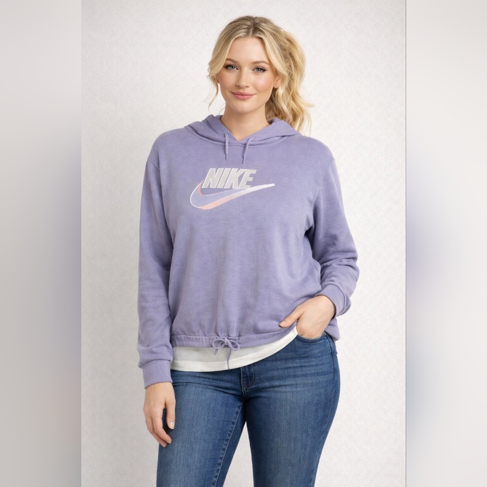 Nike light purple hooded sweatshirt